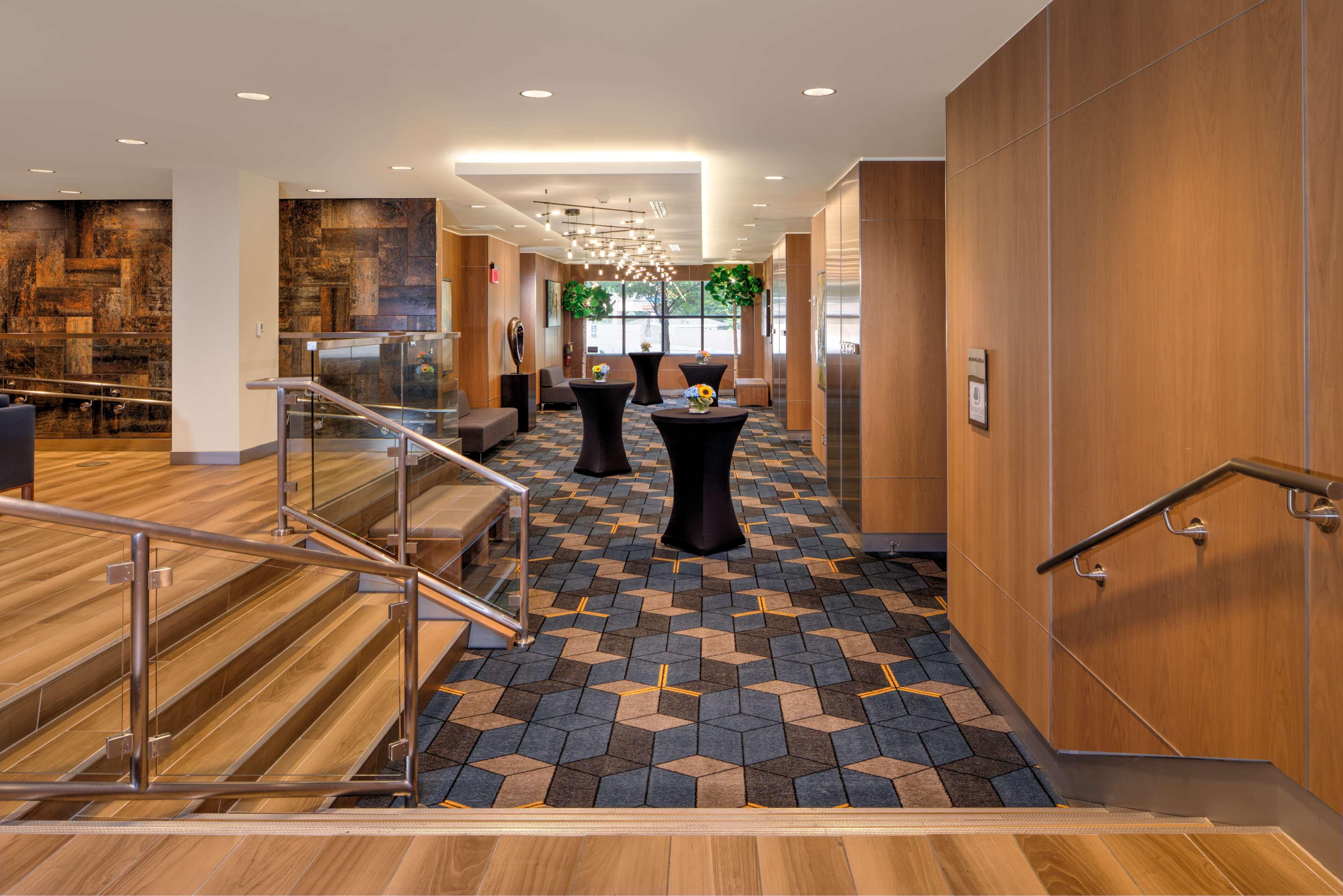 Doubletree By Hilton & Downtown Hotel
